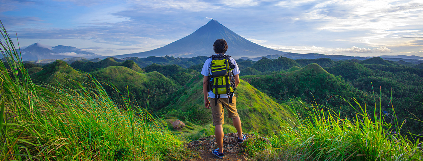 Header adventure albay clouds 672358 1440x550
