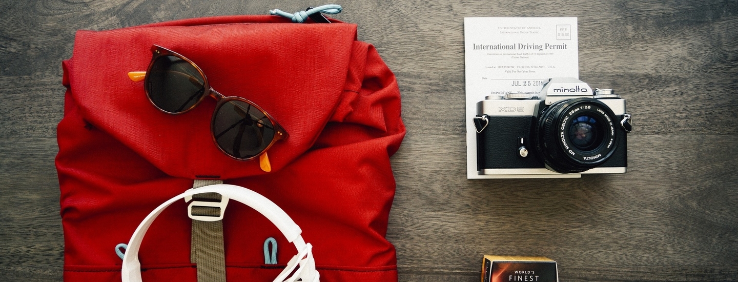 Clothes travel voyage backpack 1