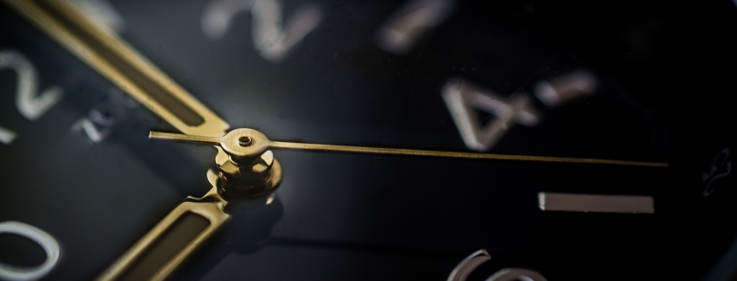 Glass time watch business