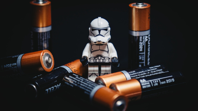 Middle dark toy detail lego