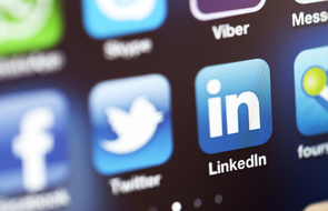 Small icons linkedin smartphone jobsuche social media