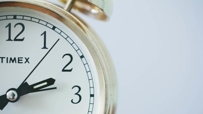 Middle uhr machen freie zeit