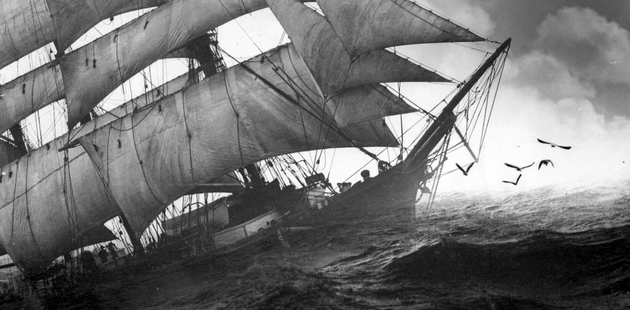 Big schiff sinkt arbeitgeber konkurs geht aus schiff verlassen