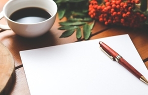 Small coffee cup desk pen 1