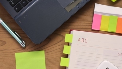 Middle desk laptop notebook pen 1